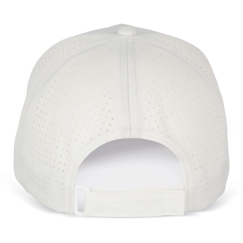 Casquette microperforée 6 panneaux, ventilation et respirabilité assurées